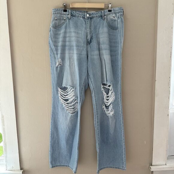 Fashion Nova Womens Straight Jeans Size 14 Plus Distressed High Rise Denim - Picture 1 of 11